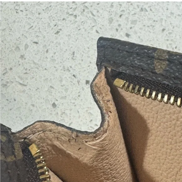 Louis Vuitton Monogram Toiletry Pouch on Chain Authentic LV Crossbody Clutch Bag - Picture 10 of 13